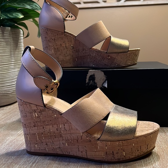 Coach Leather Isla Metallic Wedge Sandal Size 9.5 - Picture 6 of 10